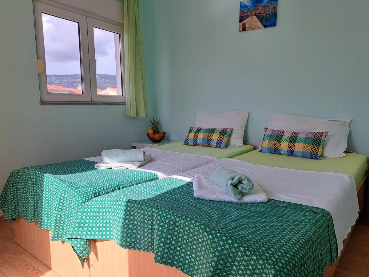Apartment Penic Kaštela 外观 照片