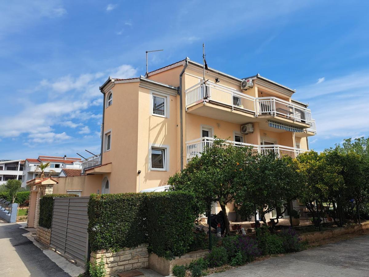 Apartment Penic Kaštela 外观 照片